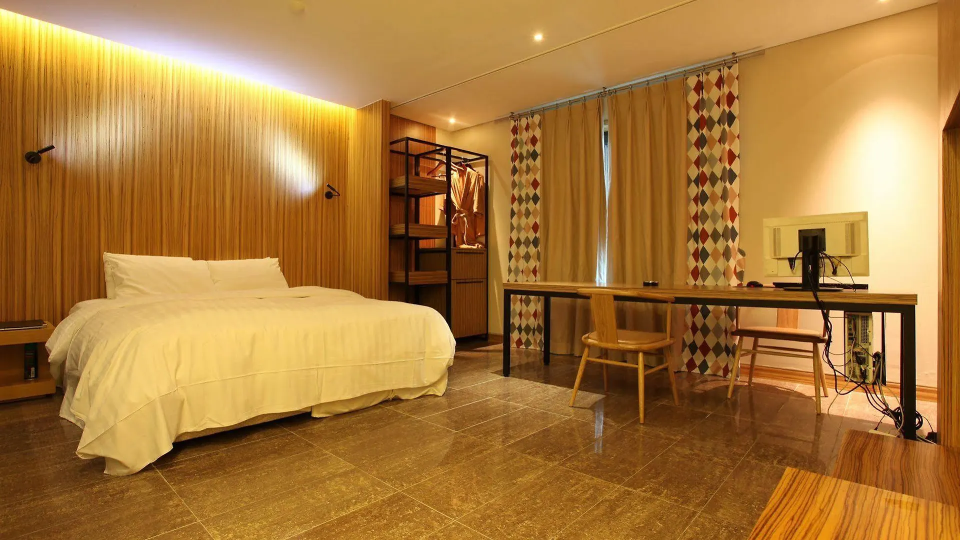 Yeongdeungpo Lifestyle F Hotel Seul 3*,  Corea del Sud